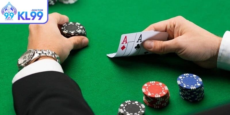 Xì Tố KL99 – Chiến Thuật Thể Hiện Bản Lĩnh Người Chơi 1 Xì tố mang đến đấu trường chiến thuật căng thẳng, công bằng